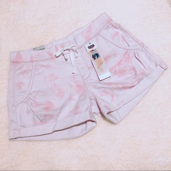 Levi’s Pink Tie-Dye Rolled Jogger Shorts, Size S, New w/Tag - Picture 5 of 11